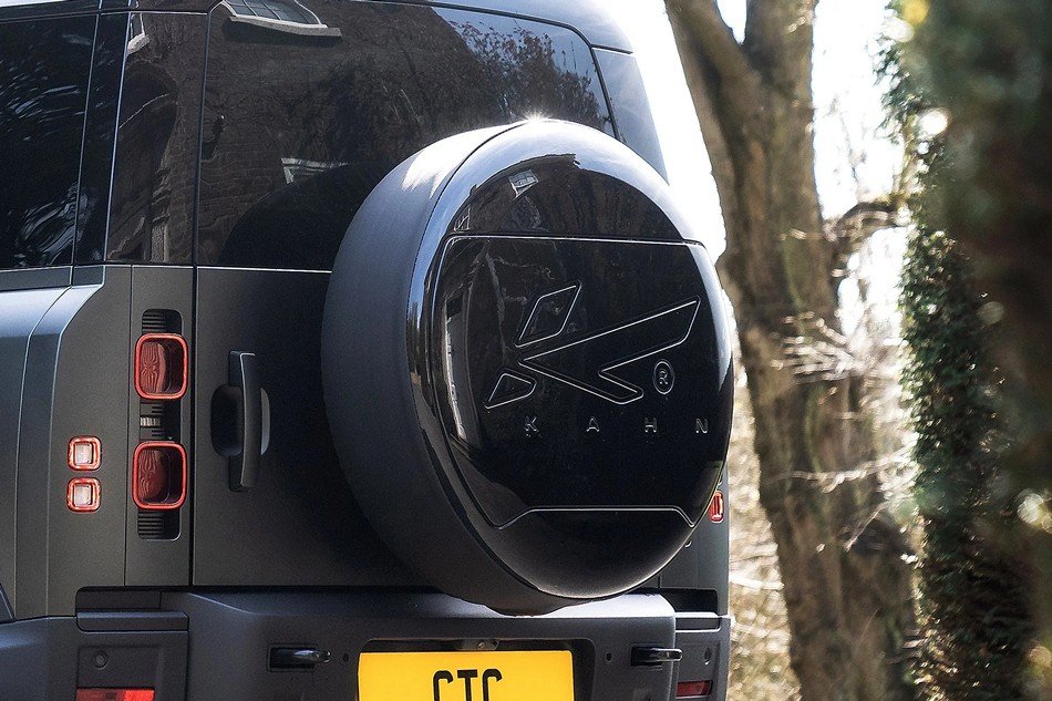 KAHN Hard Spare Wheel Cover in Piano Black for 2020+ Defender 90/110/130