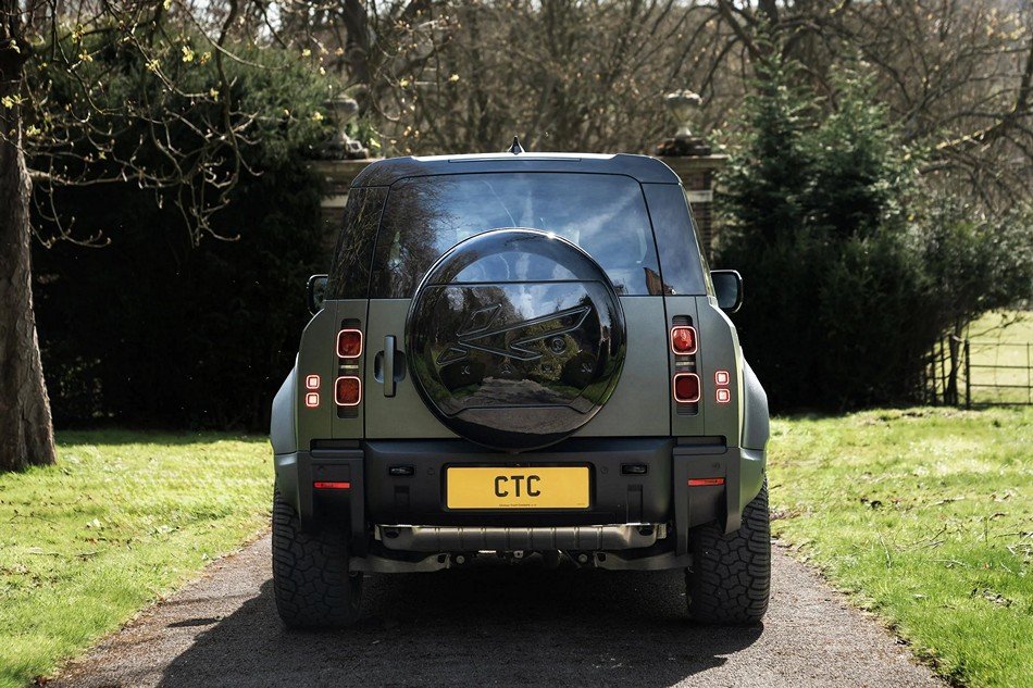 KAHN Hard Spare Wheel Cover in Piano Black for 2020+ Defender 90/110/130 - Image 6