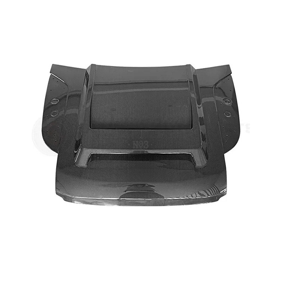 Dry Carbon Fiber Bonnet for 2020+ Defender 90/110/130 - Image 2