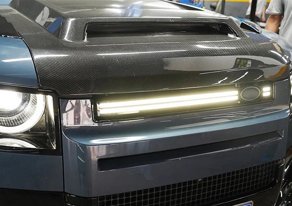 Carbon Fiber Front Grille Trim for Defender L663 2025 – Fits 90/110/130 - Image 4