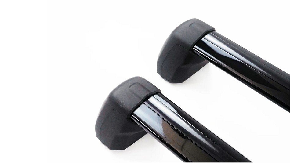 Cross Roof Bar – Silver (Black Accents) for 2021+ Defender 90 - Image 2