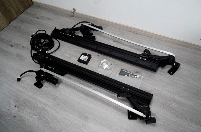 Deployable Electric Side Step for 2020+ Defender 90/110/130 ...