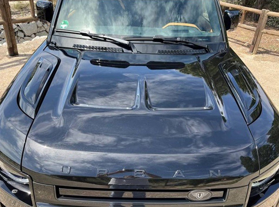 SVR Alloy Bonnet for 2020-2025 Defender – Fits 90/110/130 - Image 3