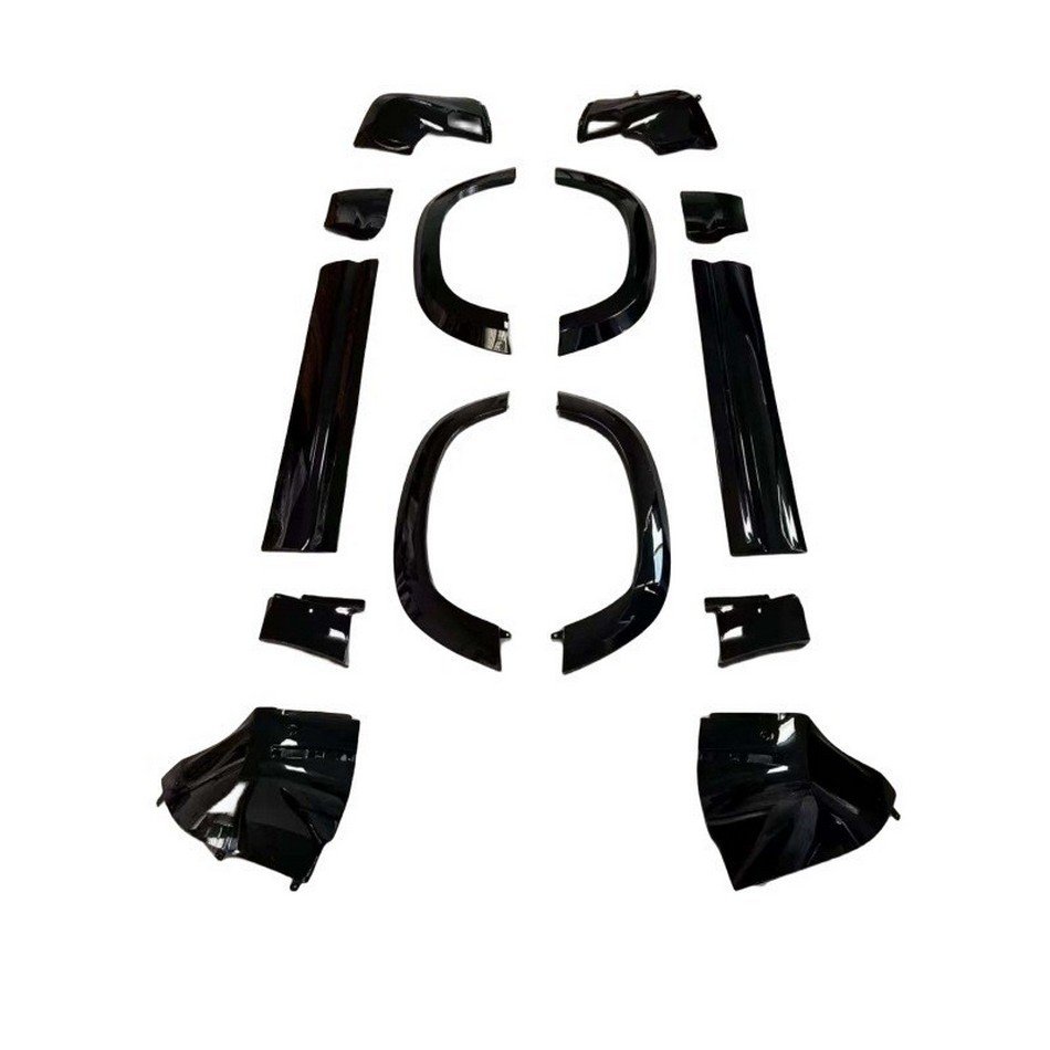 007 Gloss Black Kit with Wheel Arches for 2020–2025 Defender 110