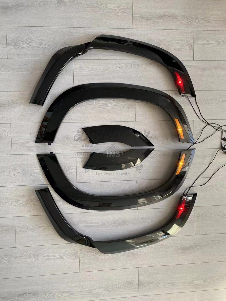 USA-Type Wheel Arches with LED – Gloss Black for 2020+ Defender 110 - Image 6