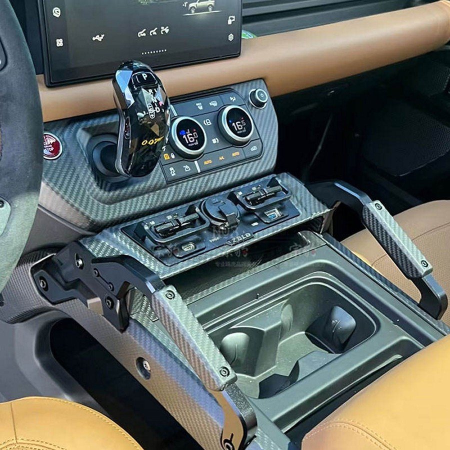 Crystal Gear Knob 007 Look for 2020+ Defender 90/110/130 - Image 2